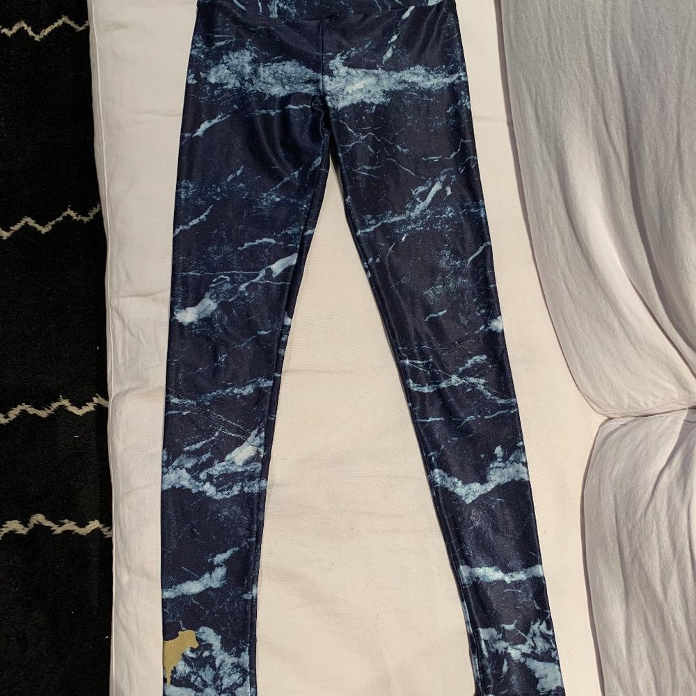 Goldsheep marble print leggings NWOT